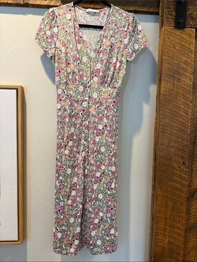 Floral Midi Dress in Pink and Green - V-Neck/tie waist…international boutique
